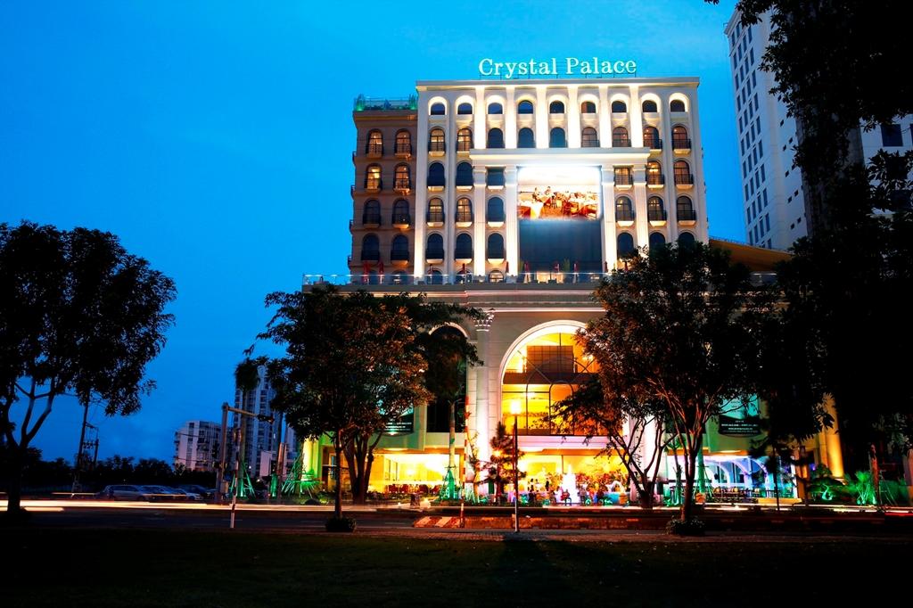 Merperle Crystal Palace Хошимин Екстериор снимка